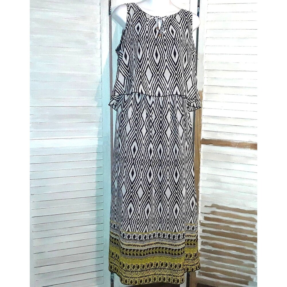 Robert Louis Maxi Dress Size Medium Layered Lined Smocked Wait Geometric Design